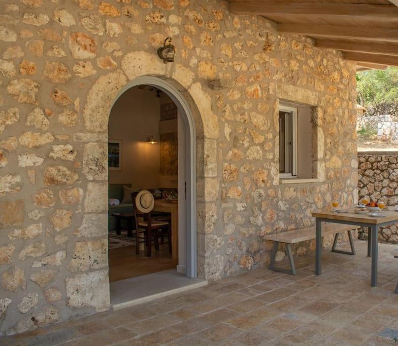 Avli - Tranquil Stonehouse In Lefkada Villa Alexandros Exterior photo