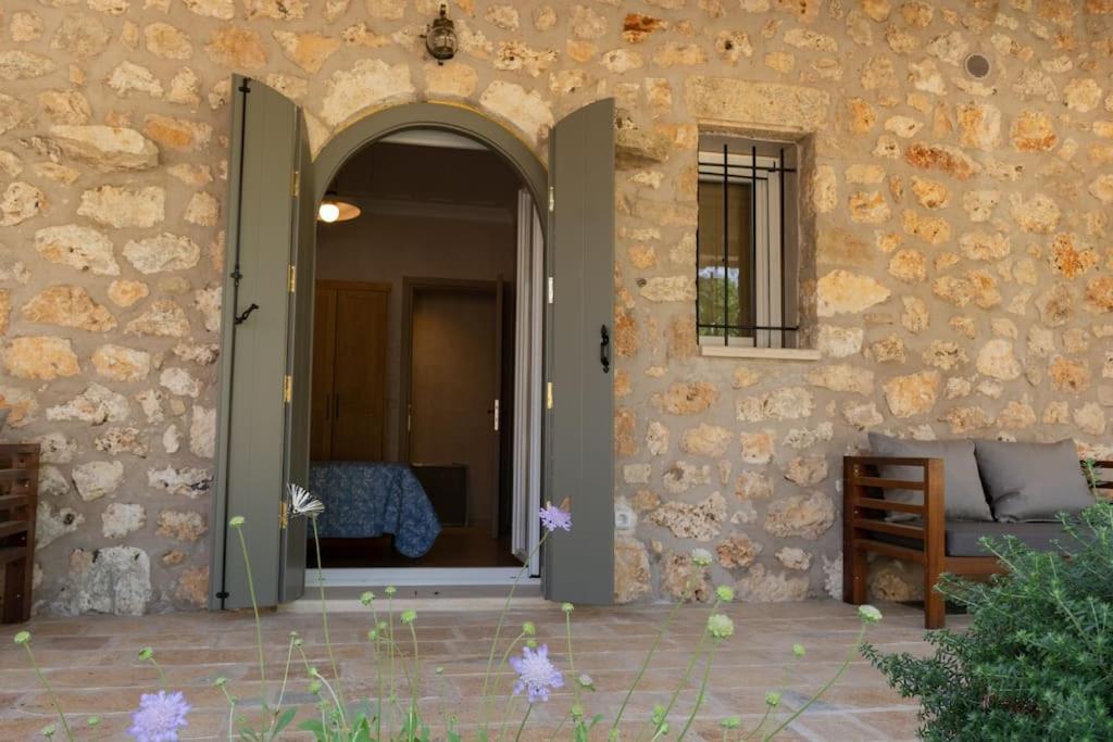 Avli - Tranquil Stonehouse In Lefkada Villa Alexandros Exterior photo